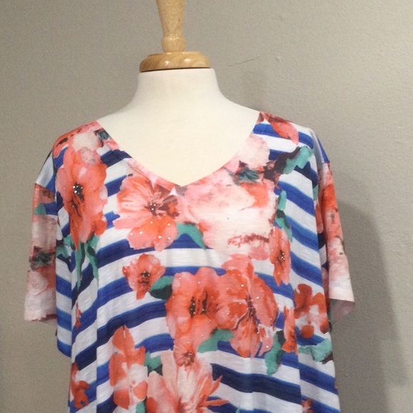 Time and Tru Colorful Women's Top Size 3X (24W-26W) - Picture 2 of 12